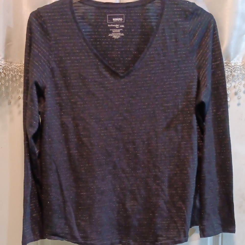 Sonoma Navy V-neck Tee with Subtle Metallic Thread